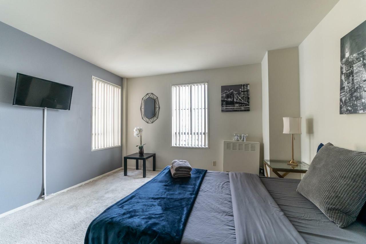 2 Bedroom Condo With A View Near The Grove Los Angeles Ngoại thất bức ảnh